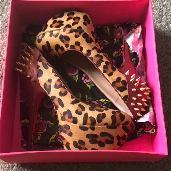 Betsey Johnson Shoes - Betsey Johnson - Grrace